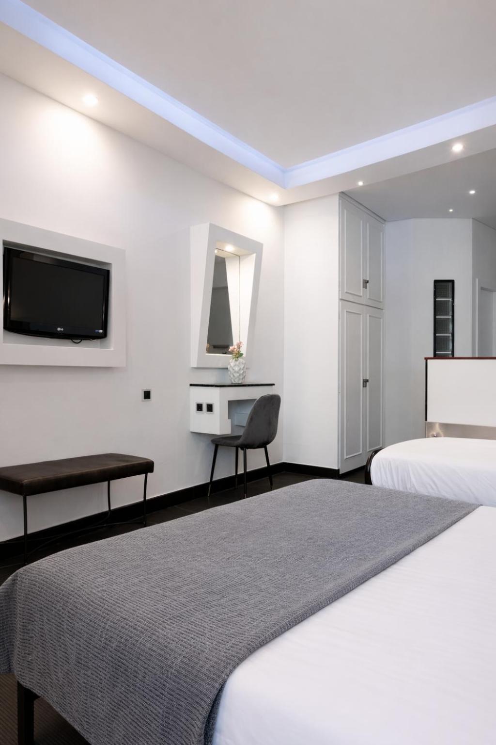 Deluxe Triple Room